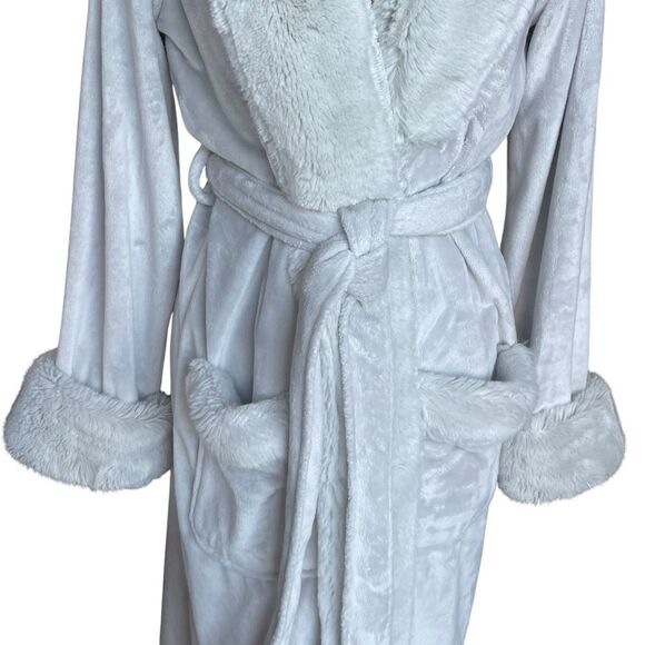 Pottery Barn Faux Fur Trim Robe With Pockets and Sash Belt Gray Size Large - Picture 3 of 13